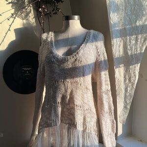 Cotton Emporium lace long sleeve top with ruffles and lace details | Size: M